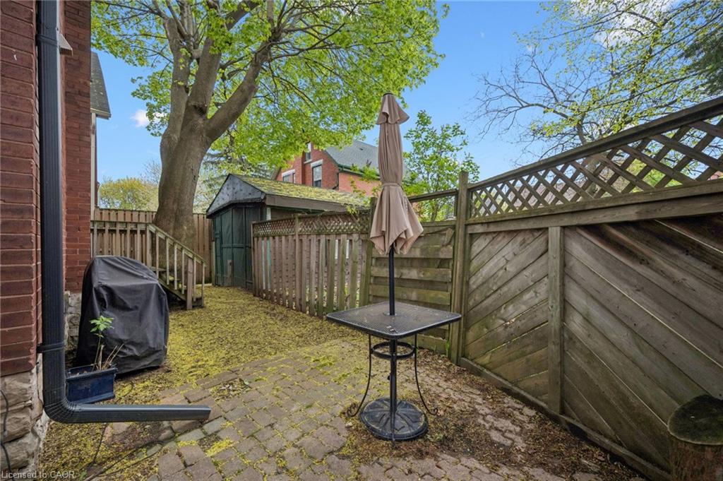15 Gordon Avenue Property Photo 39
