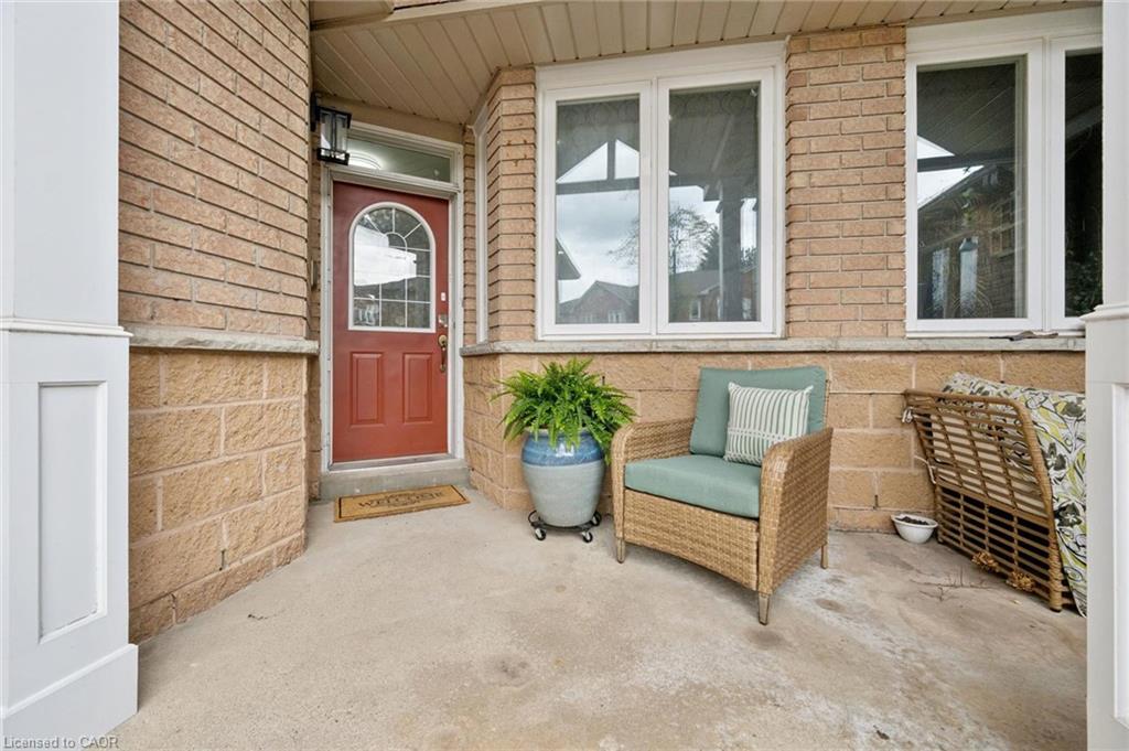 107-833 Scollard Court Property Photo 4