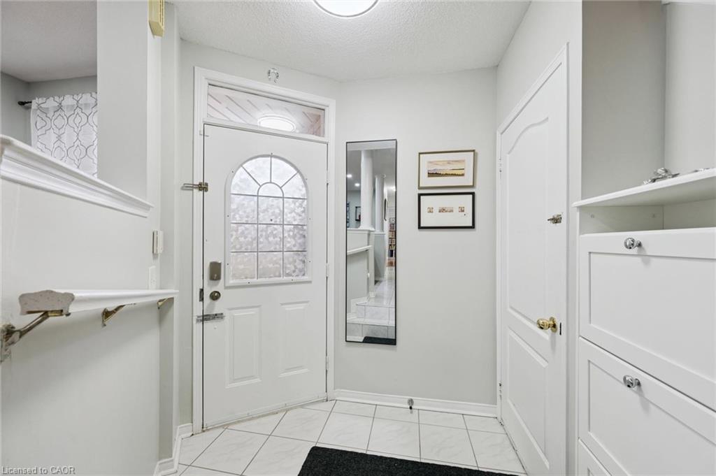 107-833 Scollard Court Property Photo 5