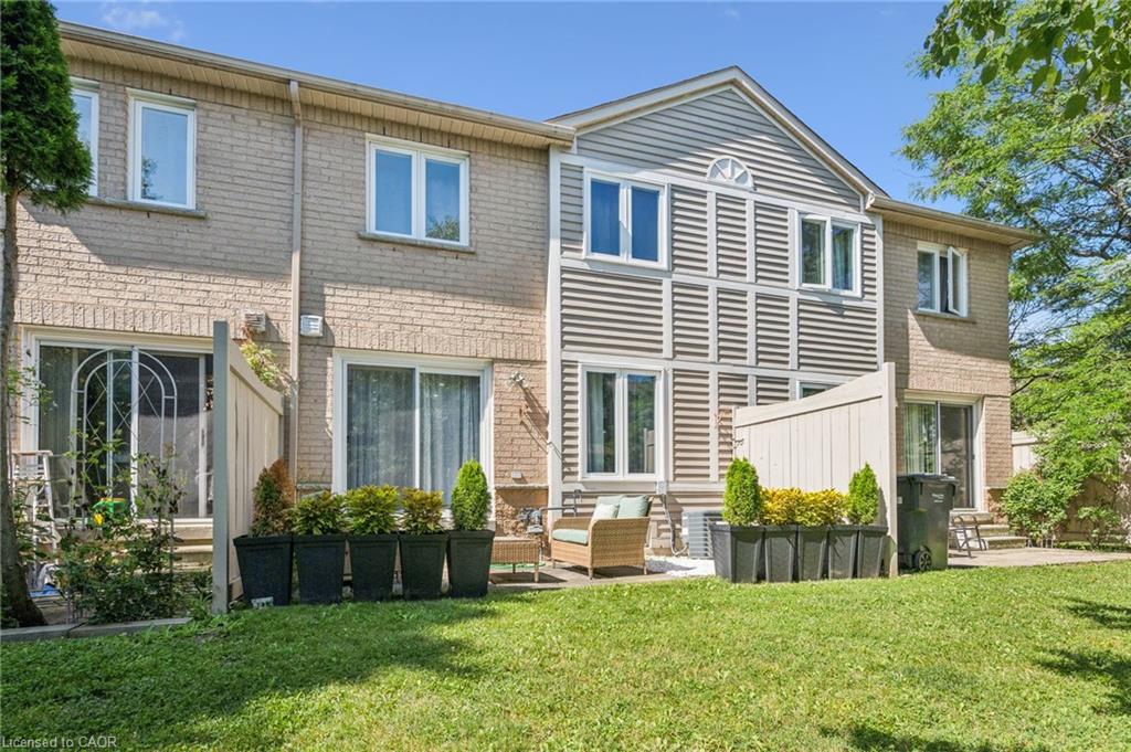 107-833 Scollard Court Property Photo 45