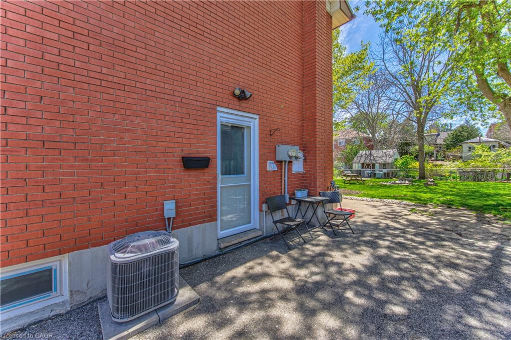 37 Gottscheer Court Property Photo 5