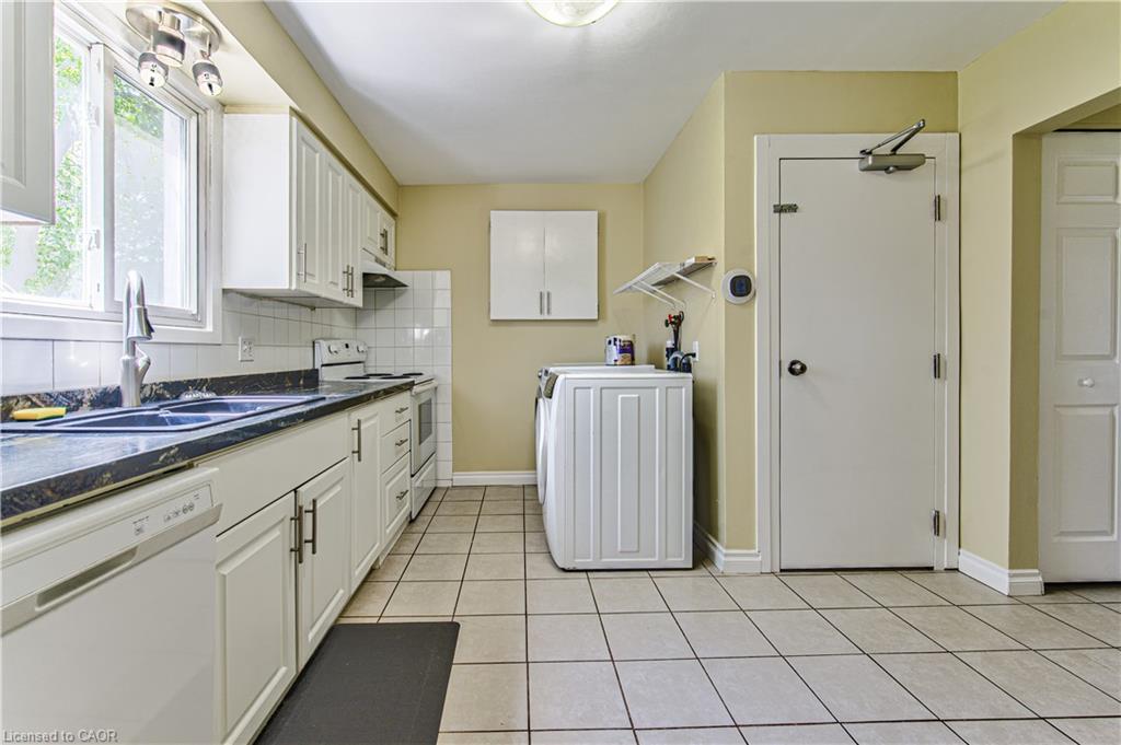37 Gottscheer Court Property Photo 14