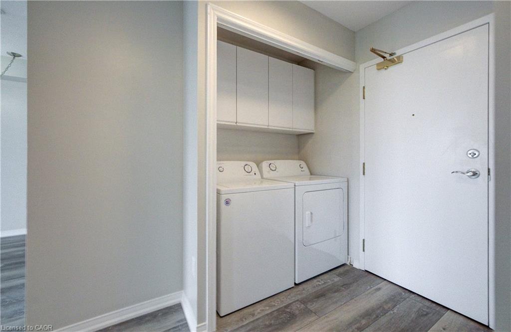 802-1414 King Street E Property Photo 12