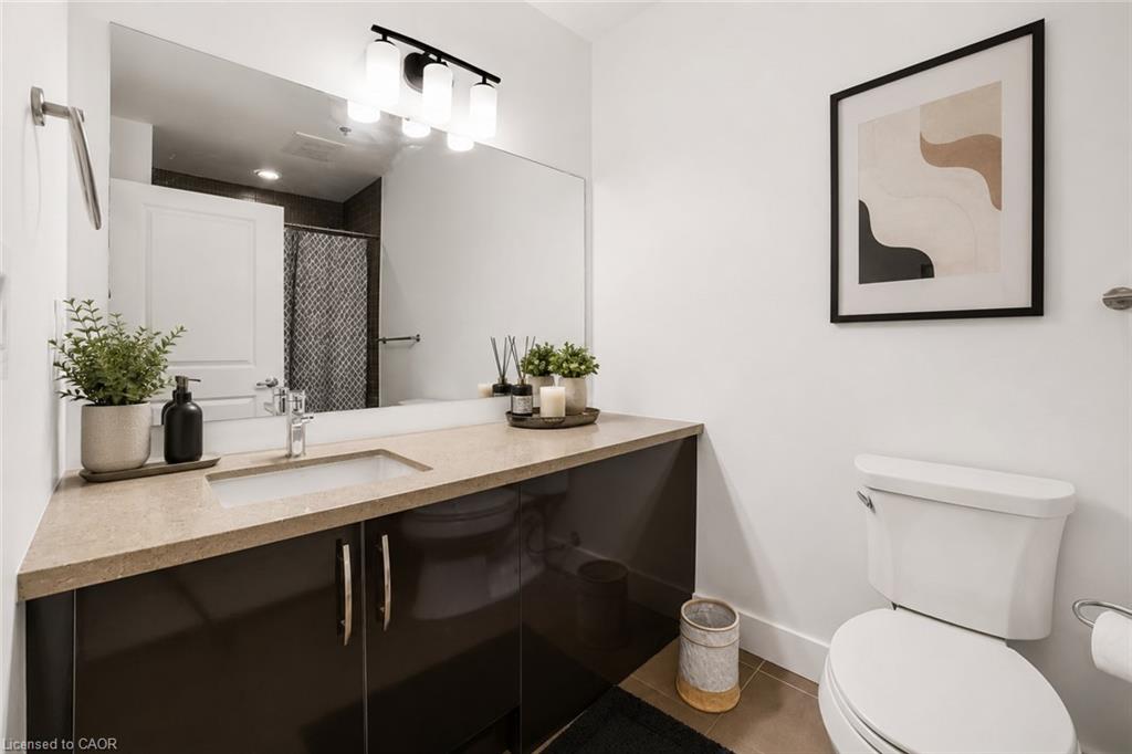 801-90 Charlton Avenue W Property Photo 36