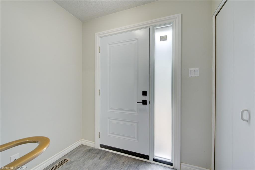 4-417 Keats Way Property Photo 5