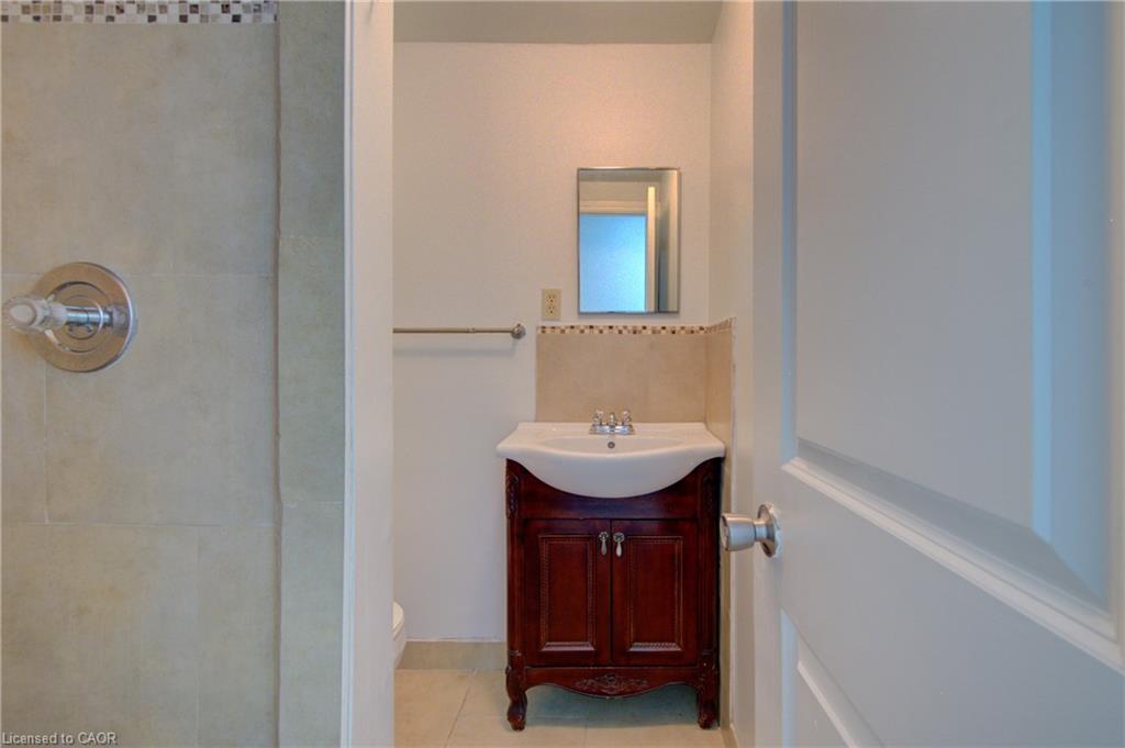 4-417 Keats Way Property Photo 37