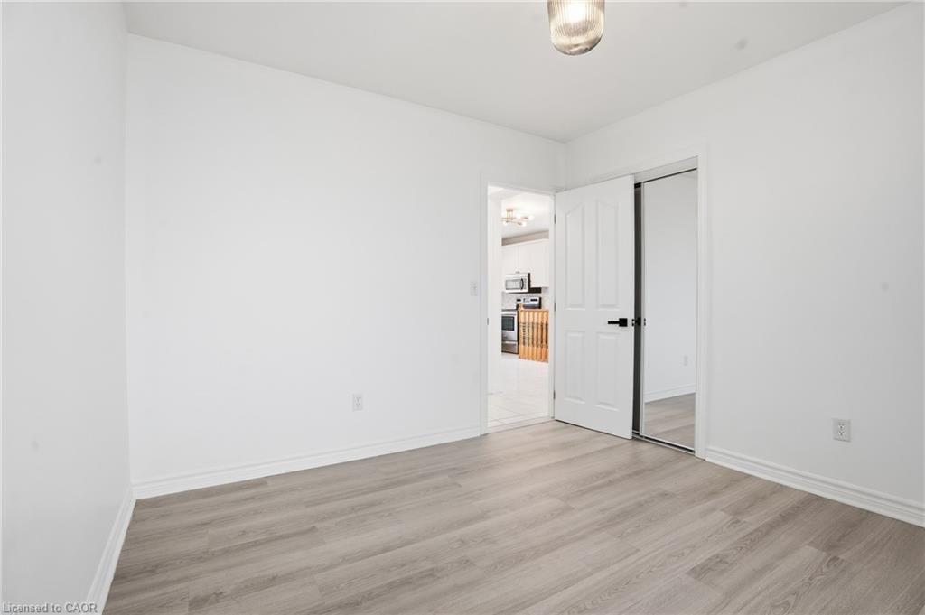 1049 Glencairn Avenue Property Photo 14