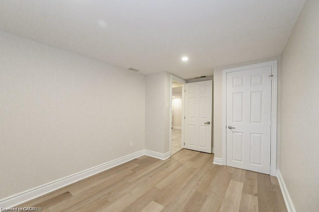 142 Fairway Road N Property Photo 7