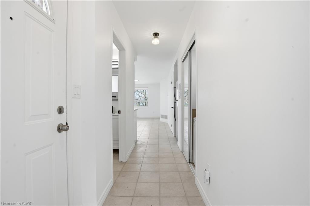 1049 Glencairn Avenue Property Photo 4