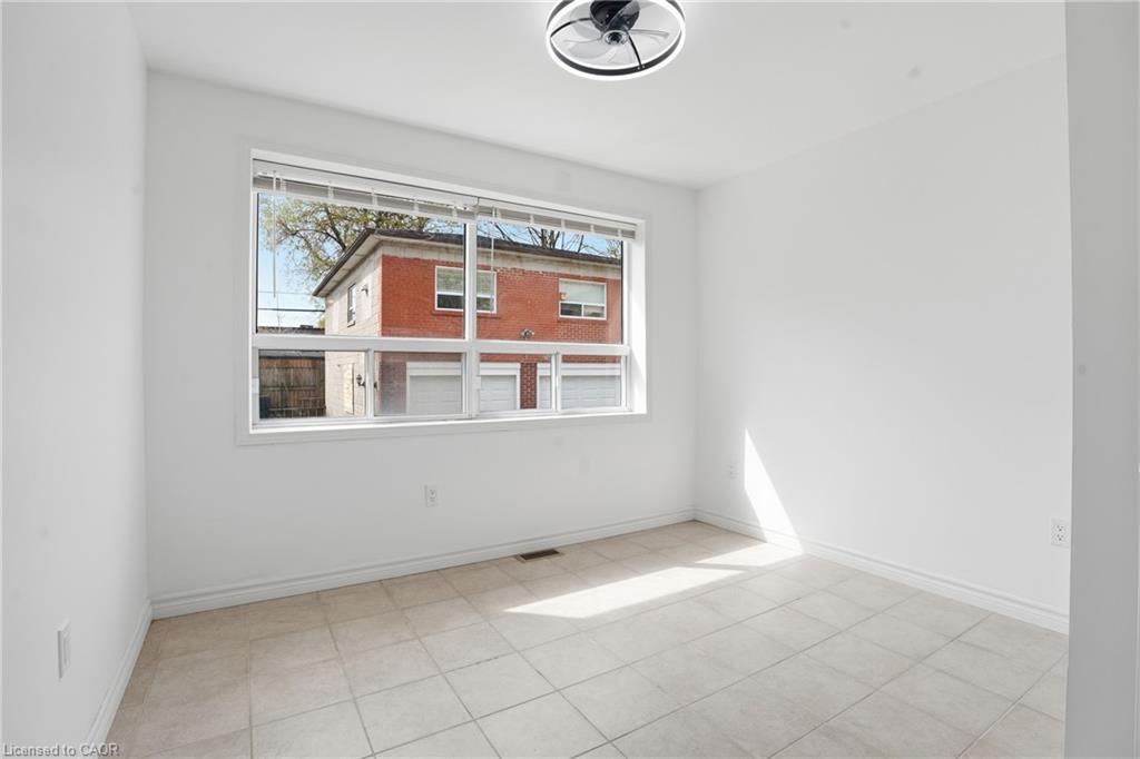 1049 Glencairn Avenue Property Photo 10
