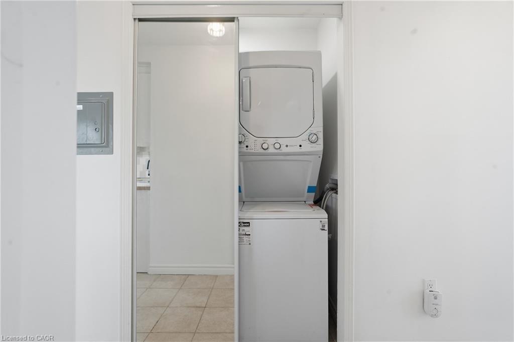 1049 Glencairn Avenue Property Photo 12