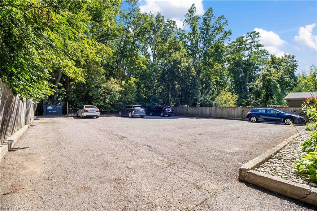 302-78 Welland Street Property Photo 15