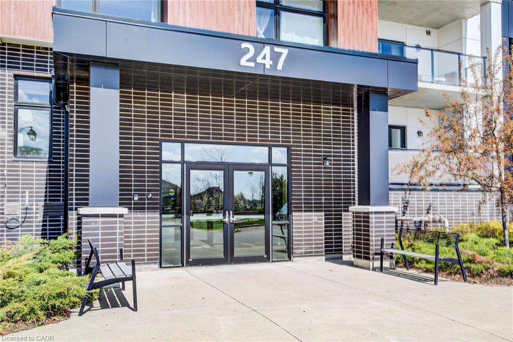 403-247 Grey Silo Road Property Photo 6