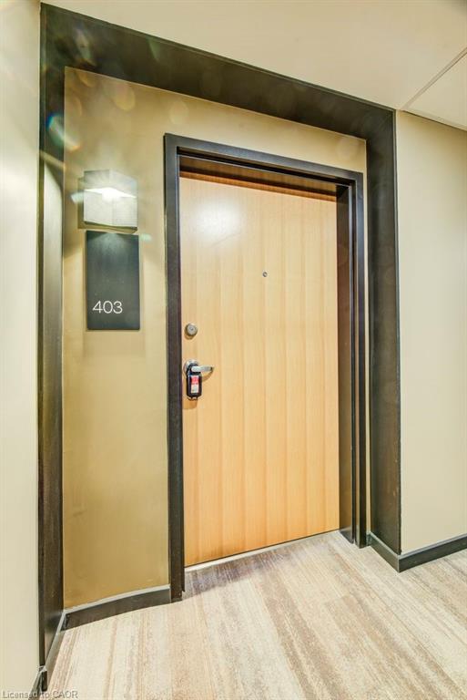 403-247 Grey Silo Road Property Photo 8