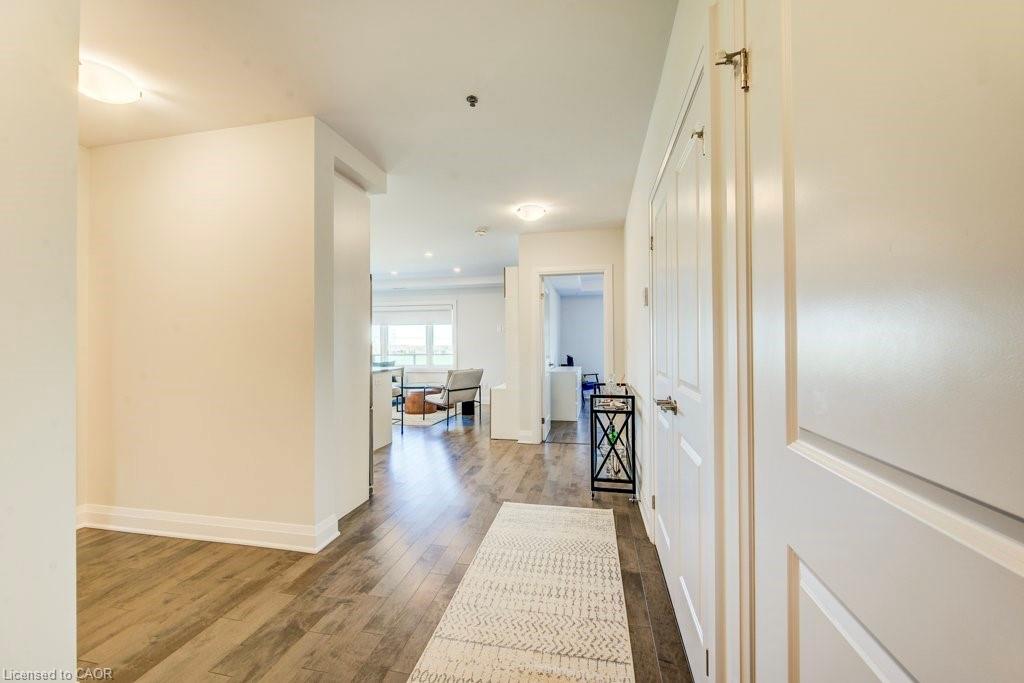 403-247 Grey Silo Road Property Photo 10