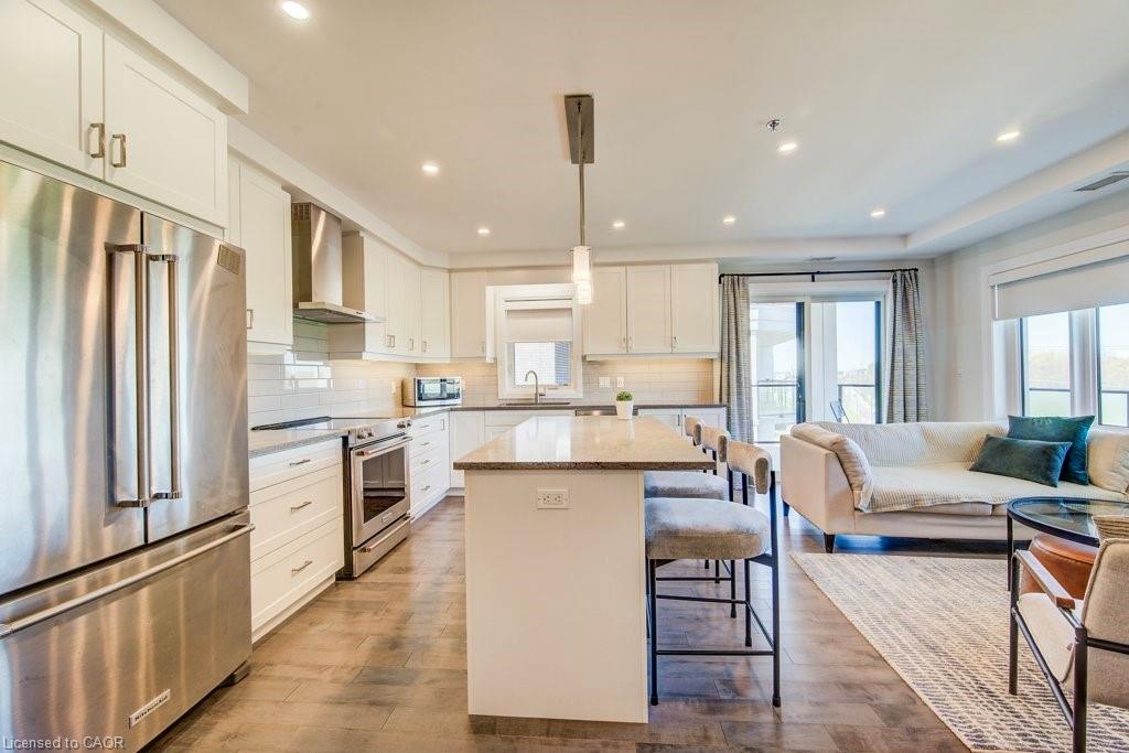 403-247 Grey Silo Road Property Photo 16