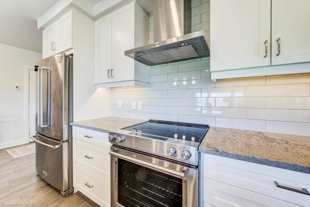 403-247 Grey Silo Road Property Photo 21