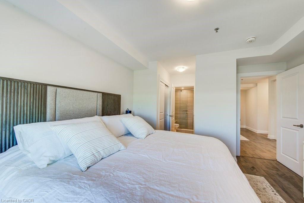 403-247 Grey Silo Road Property Photo 27