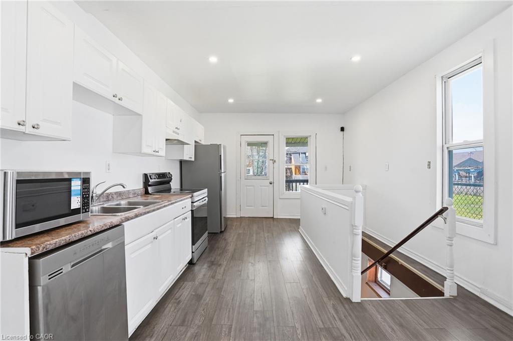 5671 Desson Avenue Property Photo 16