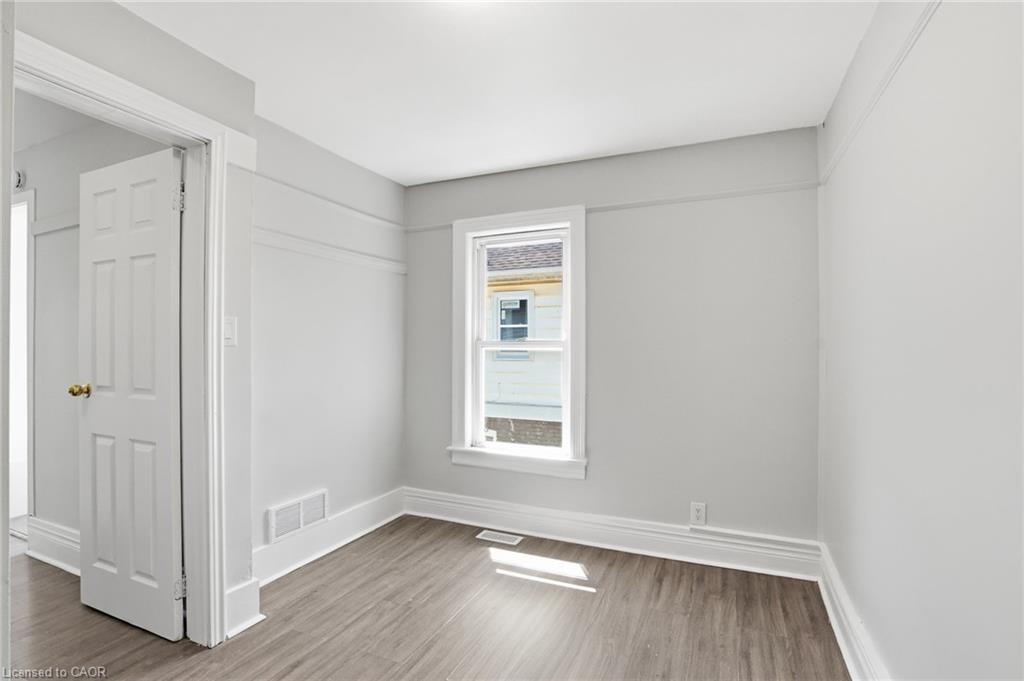 5671 Desson Avenue Property Photo 20