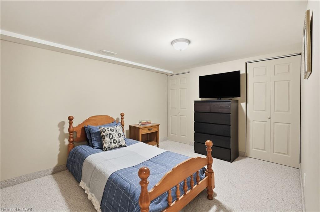 6 Vanstraalen Street Property Photo 35