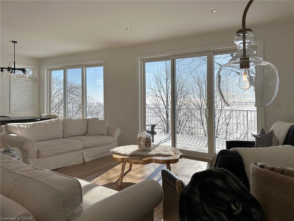 128 Brown Street Property Photo 8
