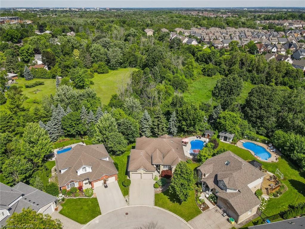 16 Elderberry Court Property Photo 2