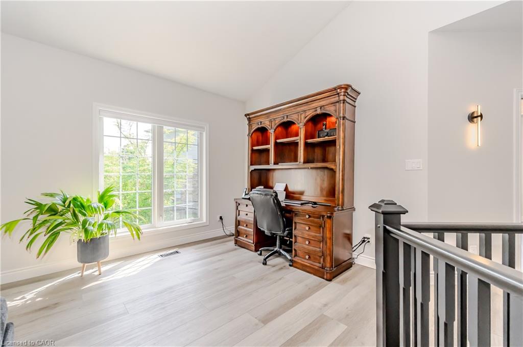 16 Elderberry Court Property Photo 10