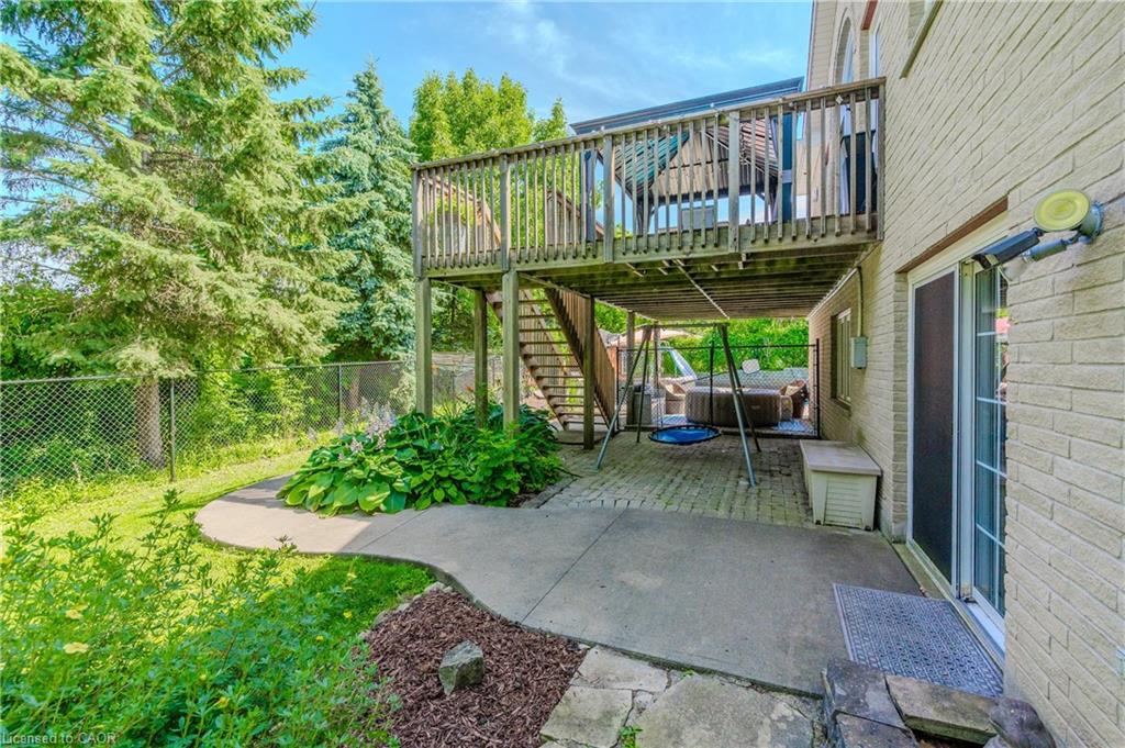 16 Elderberry Court Property Photo 40