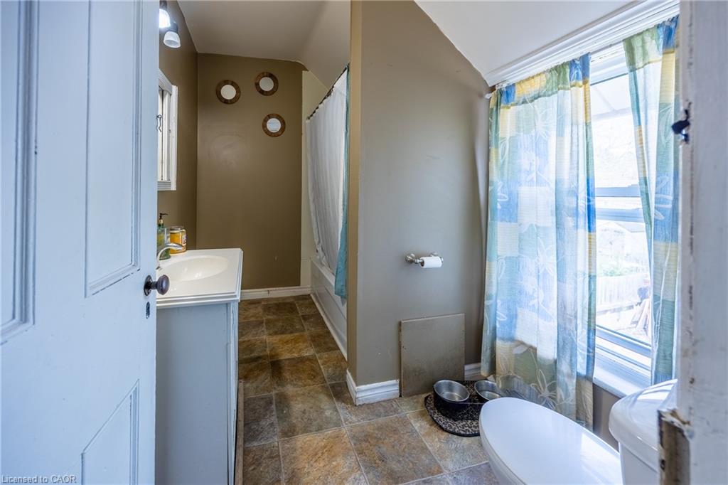 359 Main Street Property Photo 16