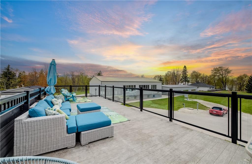 61-77683 Bluewater Highway Property Photo 8