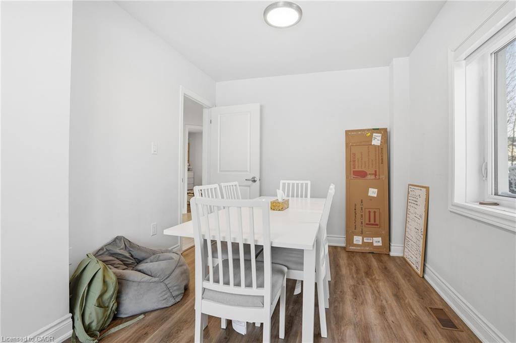 50 Broadway Avenue Property Photo 10