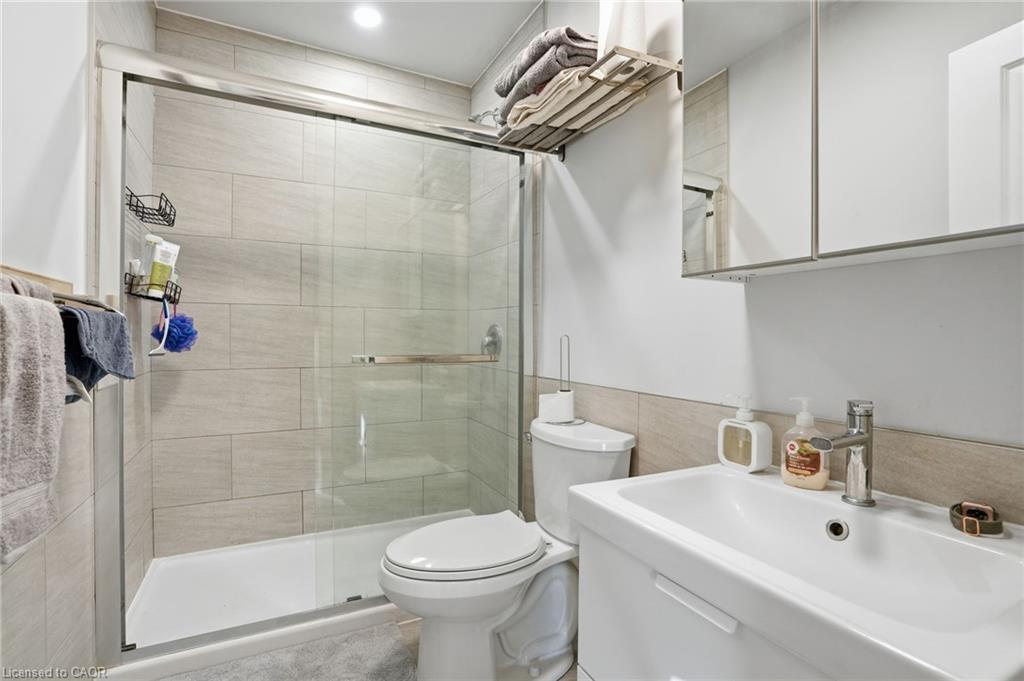 50 Broadway Avenue Property Photo 12