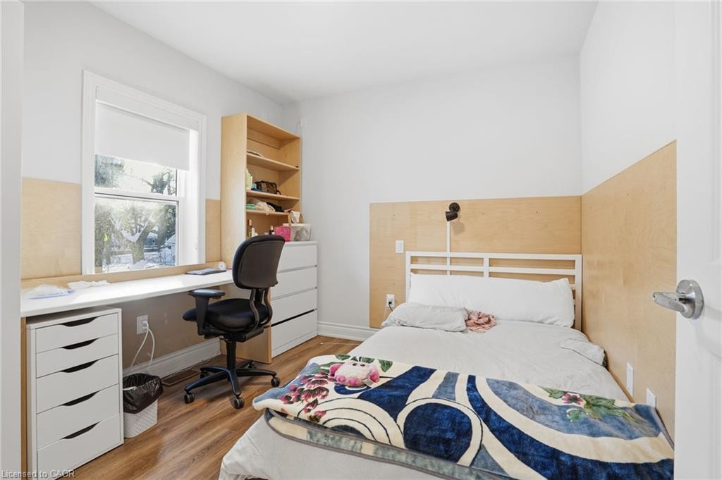 50 Broadway Avenue Property Photo 15