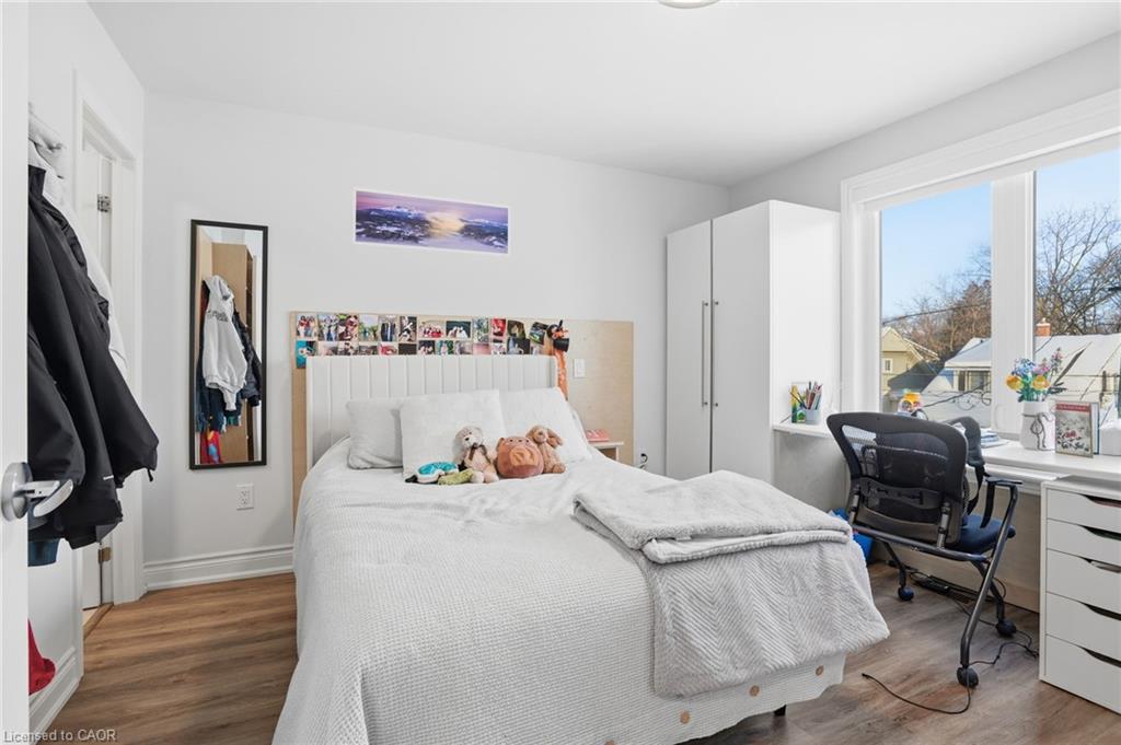 50 Broadway Avenue Property Photo 22
