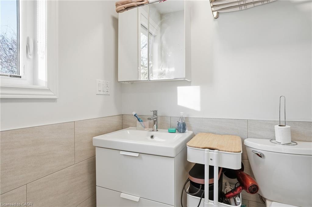 50 Broadway Avenue Property Photo 27