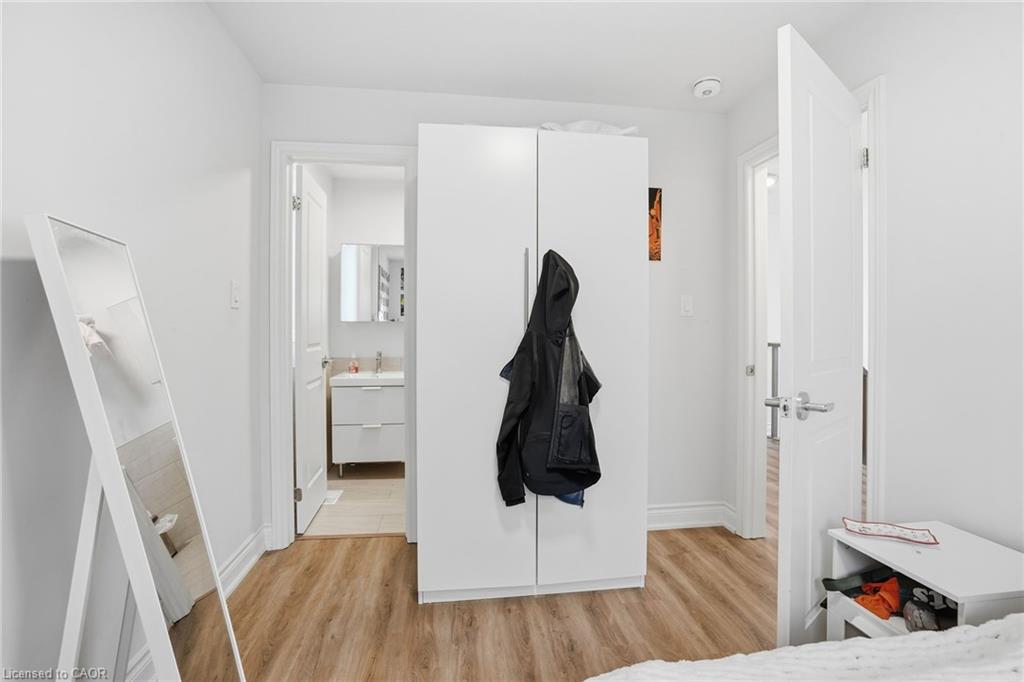 50 Broadway Avenue Property Photo 30