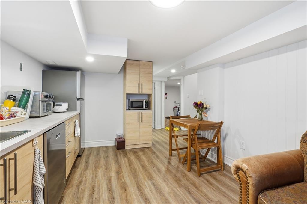 50 Broadway Avenue Property Photo 34