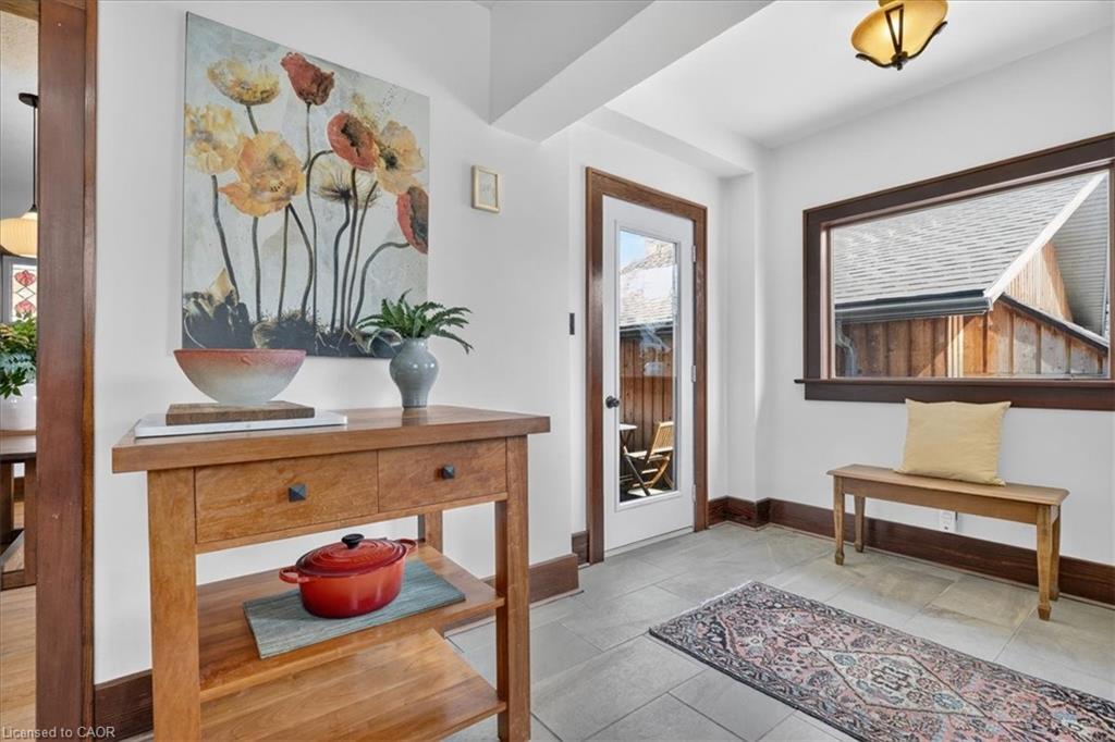 859 Queen's Boulevard Property Photo 16