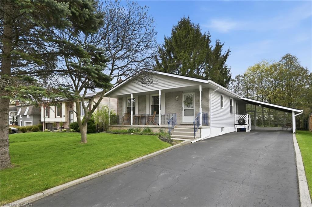 17 Richardson Drive Property Photo 3