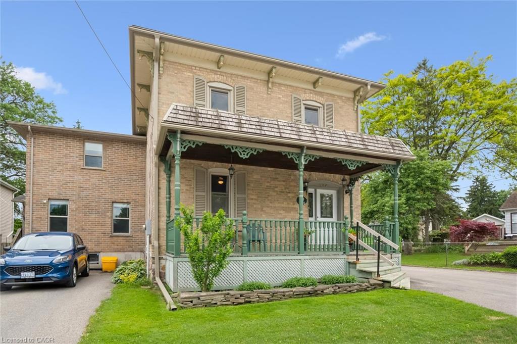 105 Snyder's Road W Property Photo 2