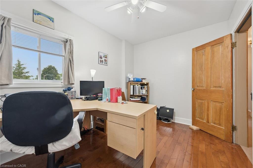 105 Snyder's Road W Property Photo 16