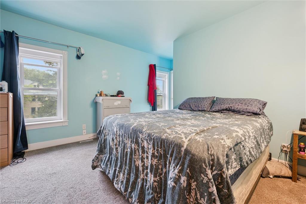 105 Snyder's Road W Property Photo 17