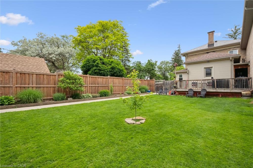 105 Snyder's Road W Property Photo 22