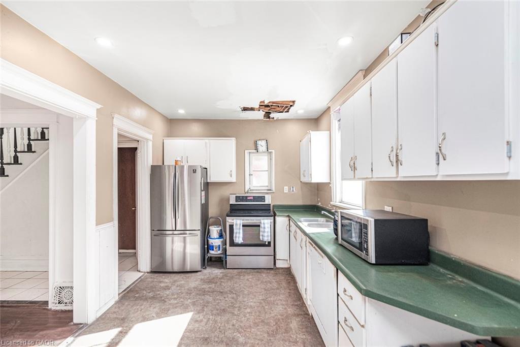 39 Arthur Avenue N Property Photo 16