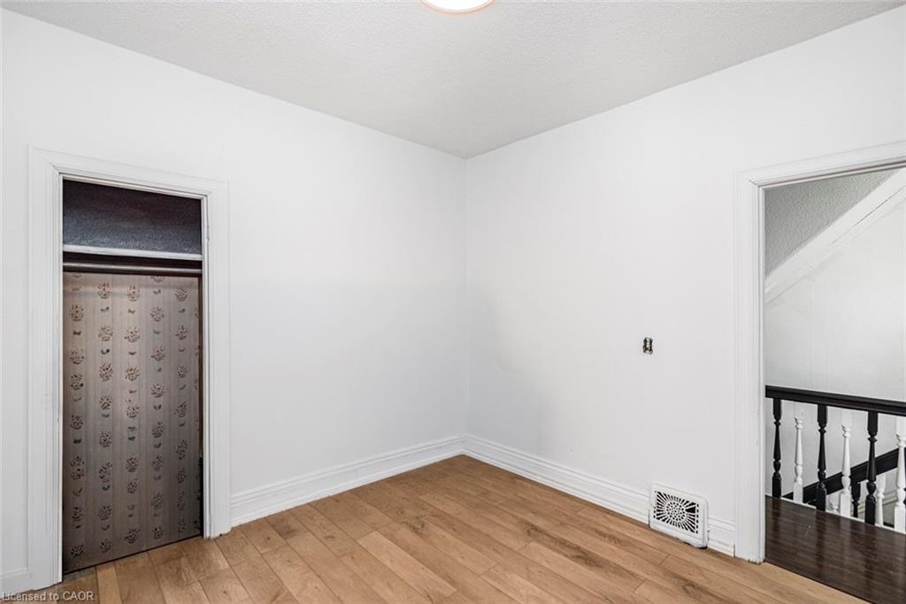 39 Arthur Avenue N Property Photo 22