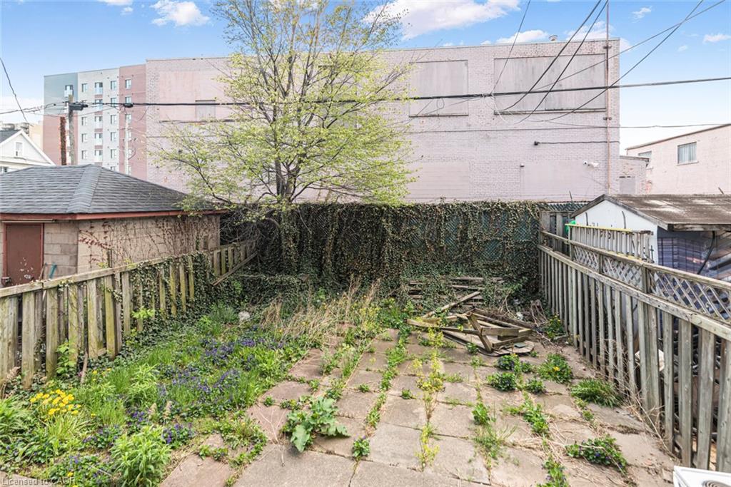 39 Arthur Avenue N Property Photo 41