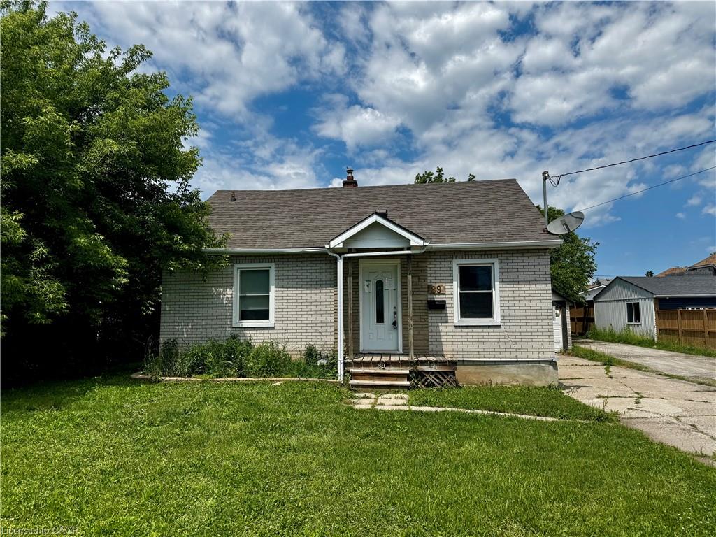89 Lincoln Avenue Property Photo 1