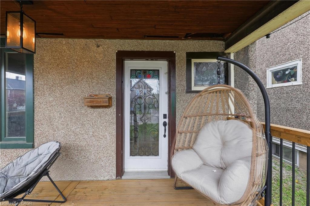 54 Evan Street Property Photo 3