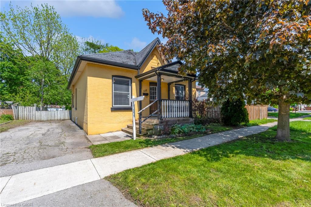 110 Oak Street Property Photo 1